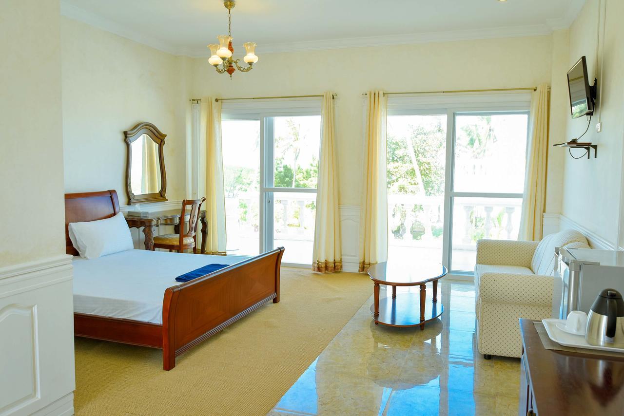 Casablanca By The Sea Hotel Olango Island Екстериор снимка