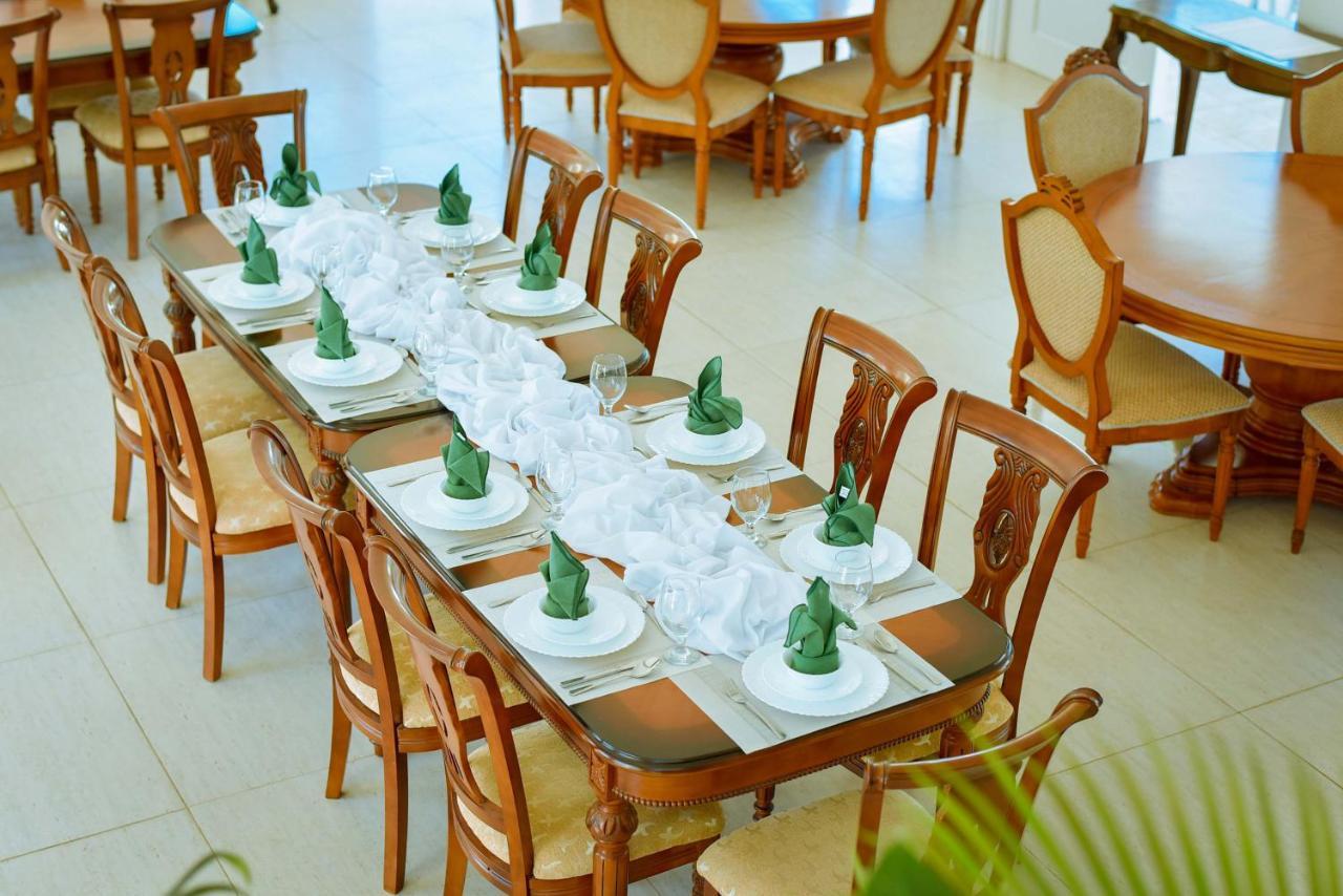 Casablanca By The Sea Hotel Olango Island Екстериор снимка